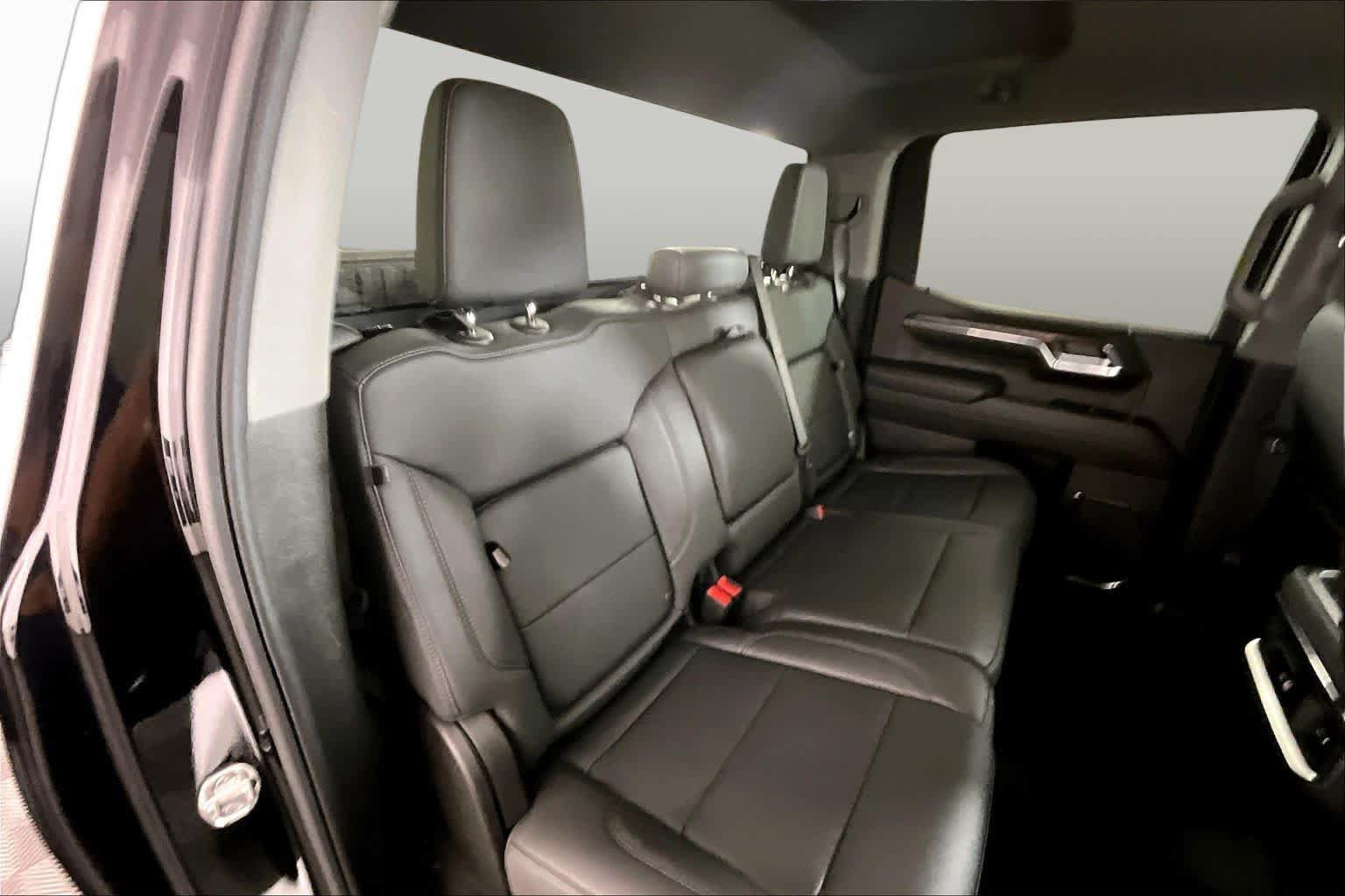 Used 2024 GMC Sierra 1500 SLT RWD image 19