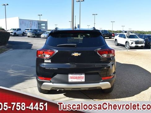 Used 2023 Chevrolet TrailBlazer LT w/ Convenience Package image 8