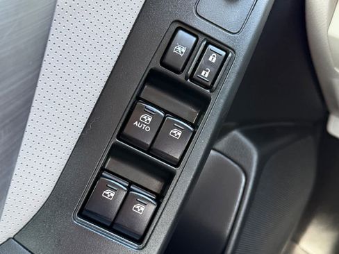 Used 2014 Subaru Forester 2.5i Limited image 19