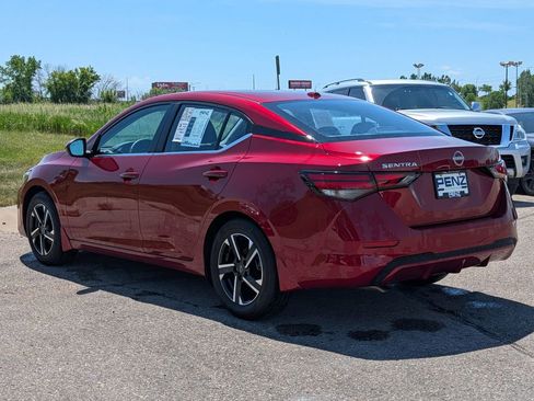 Used 2025 Nissan Sentra SV w/ All-Weather Package FWD image 5