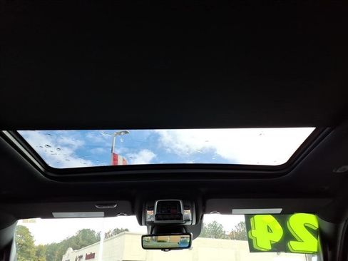 Used 2024 RAM 1500 Limited image 17