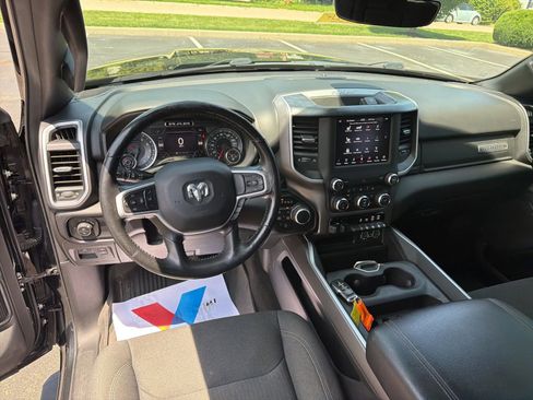 Used 2020 RAM 1500 Big Horn AWD/4WD image 23