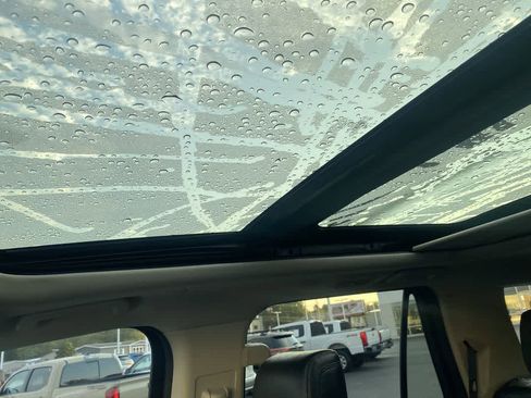 Used 2019 Ford Expedition Platinum image 29