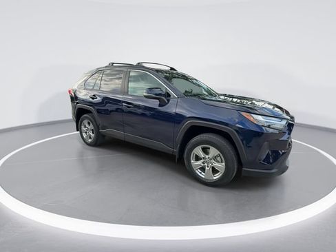 Used 2024 Toyota RAV4 XLE w/ Convenience Package FWD image 2