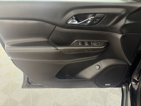 Used 2018 GMC Acadia SLT image 10