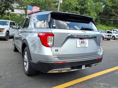 Certified 2024 Ford Explorer XLT w/ Equipment Group 202A AWD/4WD image 6