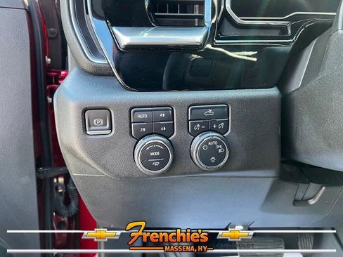 Used 2023 Chevrolet Silverado 1500 LT AWD/4WD image 10