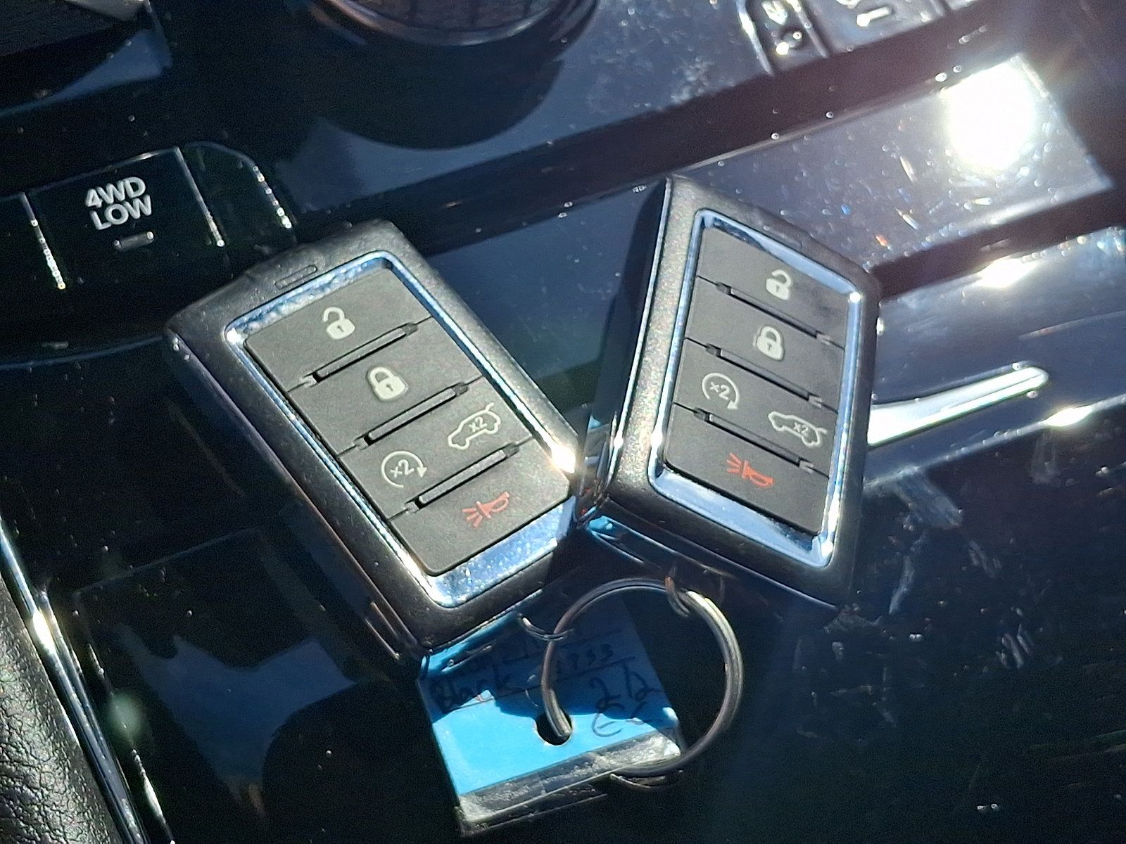 Used 2023 Jeep Grand Cherokee Summit AWD/4WD image 28
