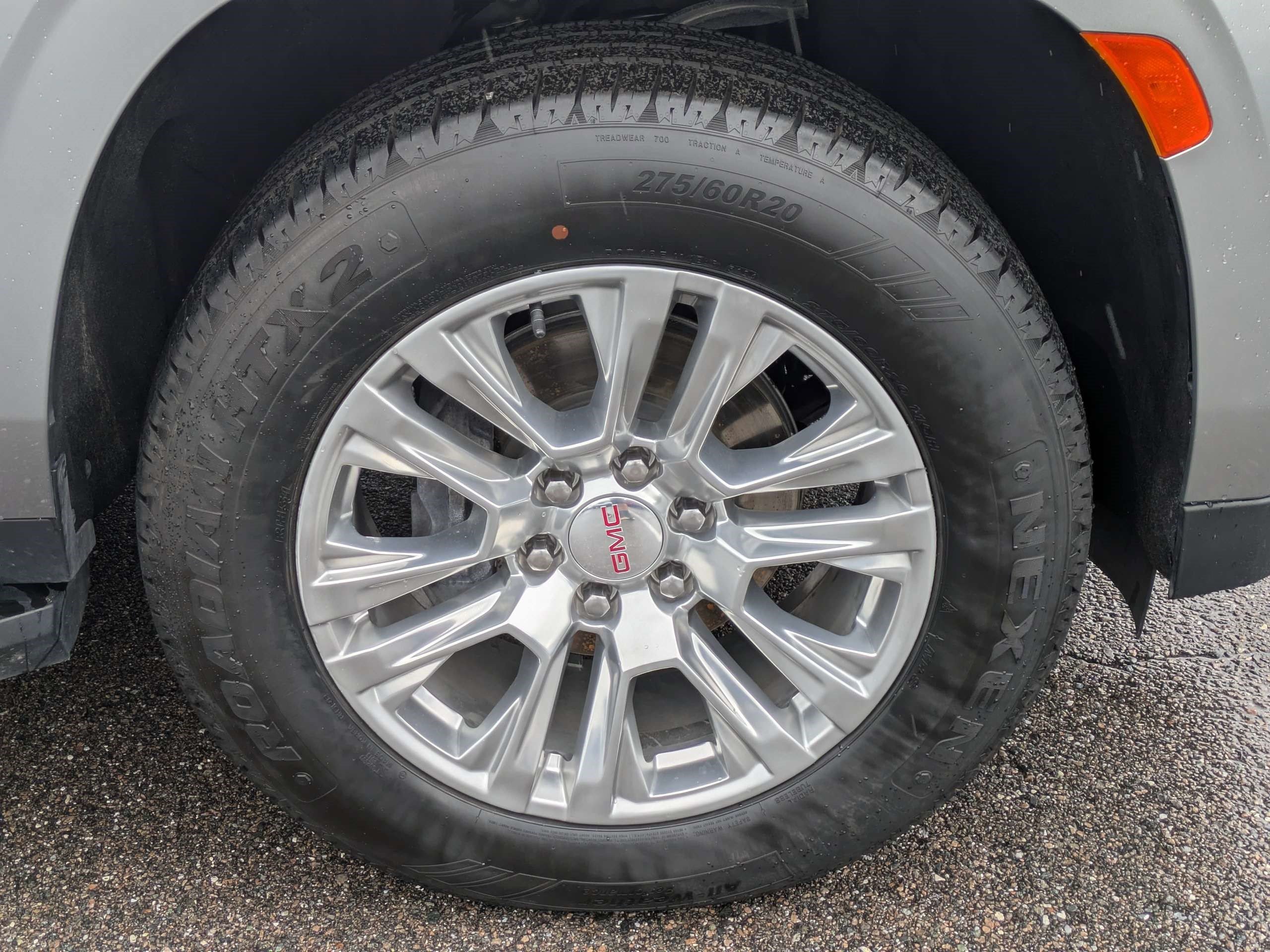 Used 2024 GMC Yukon Denali RWD image 10