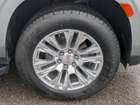 Used 2024 GMC Yukon Denali RWD image 10