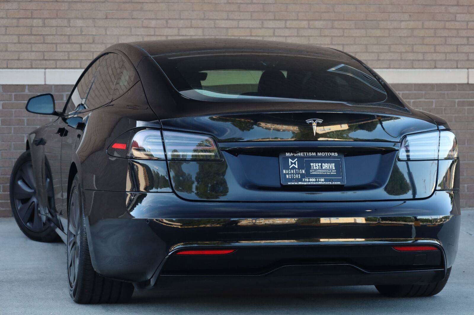 Used 2022 Tesla Model S Standard Range AWD/4WD image 9