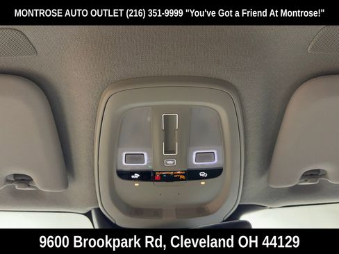 New 2026 Volvo XC40 B5 Plus w/ Protection Package Premier image 24