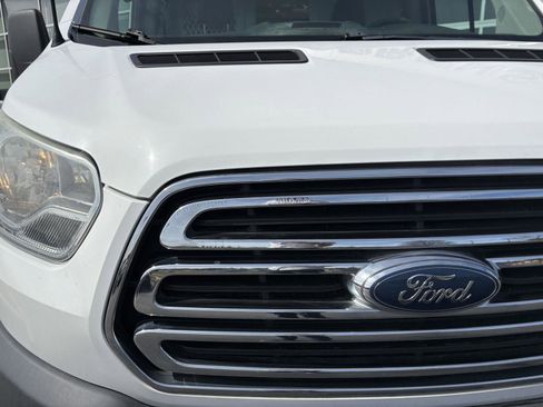 Used 2015 Ford Transit 250 130 Low Roof w/ Exterior Upgrade Package RWD image 21