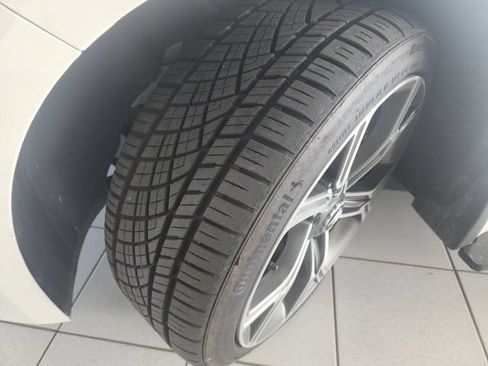 Used 2019 Kia Stinger GT2 AWD/4WD image 9