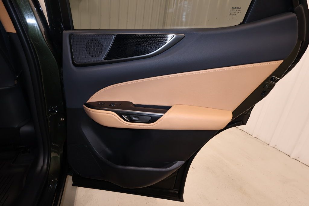 Used 2025 Lexus NX 350 AWD image 16