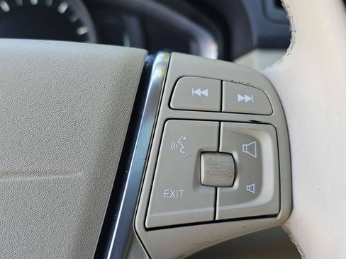 Used 2015 Volvo XC70 T5 Platinum w/ Protection Package FWD image 30