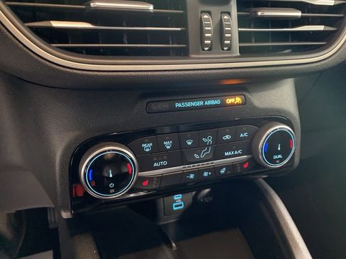 Used 2022 Ford Escape SEL w/ Technology Package AWD/4WD image 27