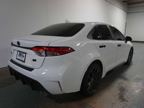 Used 2024 Toyota Corolla SE image 6