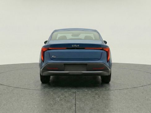 Used 2025 Kia K4 LXS image 7