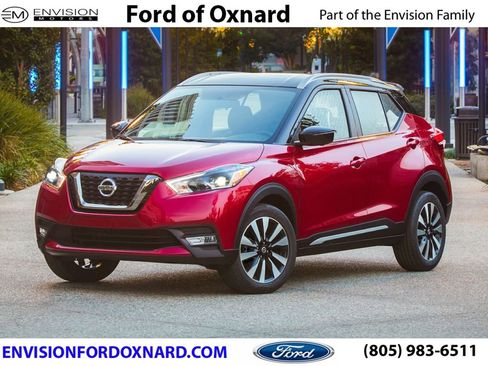 Used 2019 Nissan Kicks SR image 1