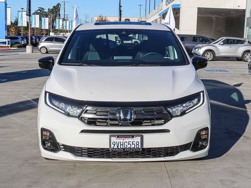 Used 2025 Honda Odyssey Sport-L image 2