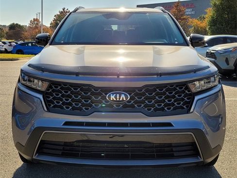 Used 2021 Kia Sorento S image 5