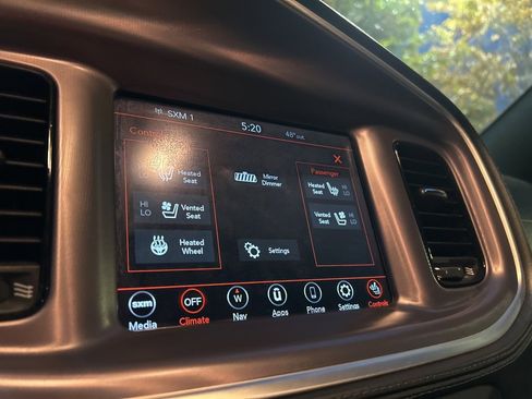 Used 2020 Dodge Charger SXT w/ Plus Group image 16