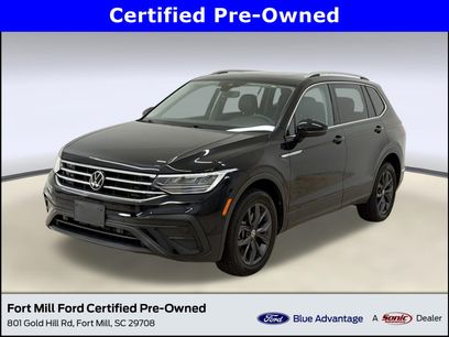 Used 2022 Volkswagen Tiguan SE w/ Panoramic Sunroof Package