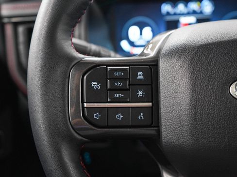 Used 2024 Ford Expedition Limited AWD/4WD image 25