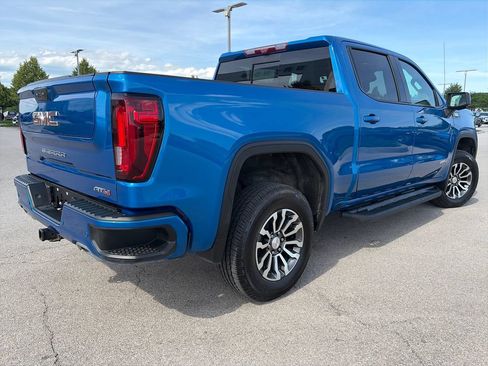 Used 2023 GMC Sierra 1500 AT4 w/ AT4 Premium Package AWD/4WD image 7