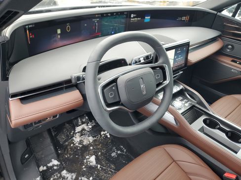 New 2026 Lincoln Nautilus Reserve w/ Jet Appearance Package image 13