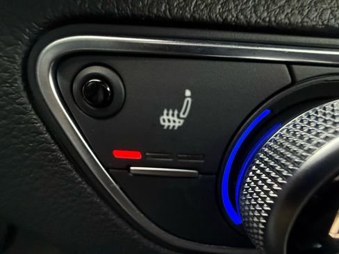 Used 2023 Audi Q5 2.0T Premium w/ Convenience Package image 17