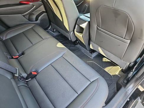 Used 2025 Chevrolet Trax RS w/ Driver Confidence Package FWD image 13