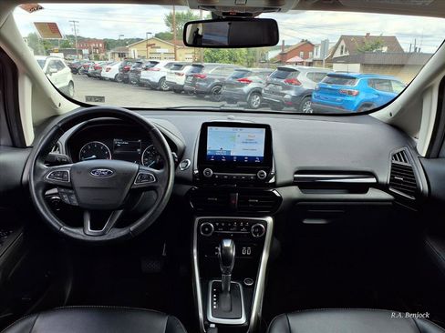 Used 2021 Ford EcoSport Titanium image 9