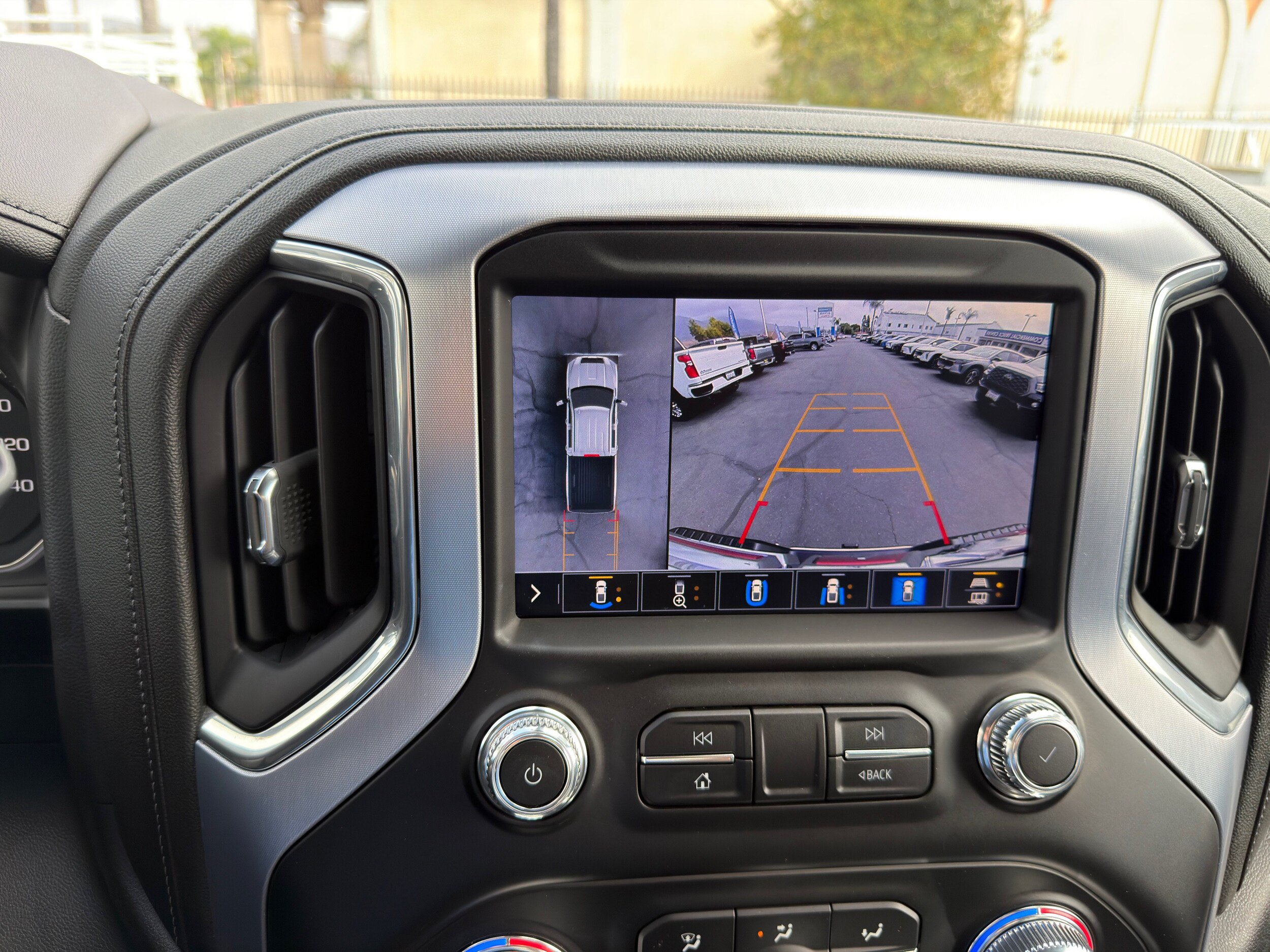 Used 2020 GMC Sierra 3500 SLT w/ SLT Premium Plus Package AWD/4WD image 45