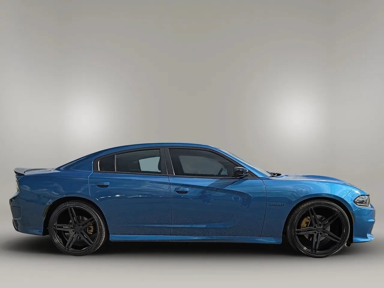 Used 2021 Dodge Charger R/T w/ Blacktop Package RWD image 30