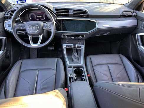 Used 2023 Audi Q3 2.0T Premium w/ Convenience Package image 14