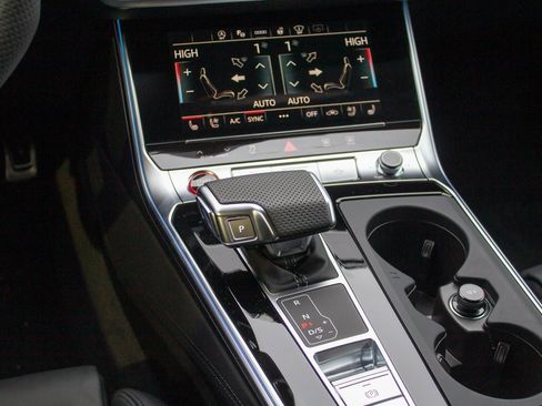 Used 2026 Audi RS 6 performance image 21