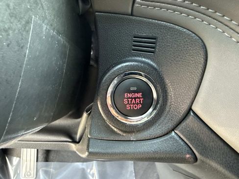 Used 2025 Subaru Outback Onyx Edition image 35