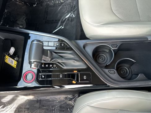 Certified 2023 Kia Niro EX FWD image 23