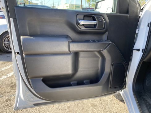 Used 2022 Chevrolet Silverado 1500 Custom RWD image 15