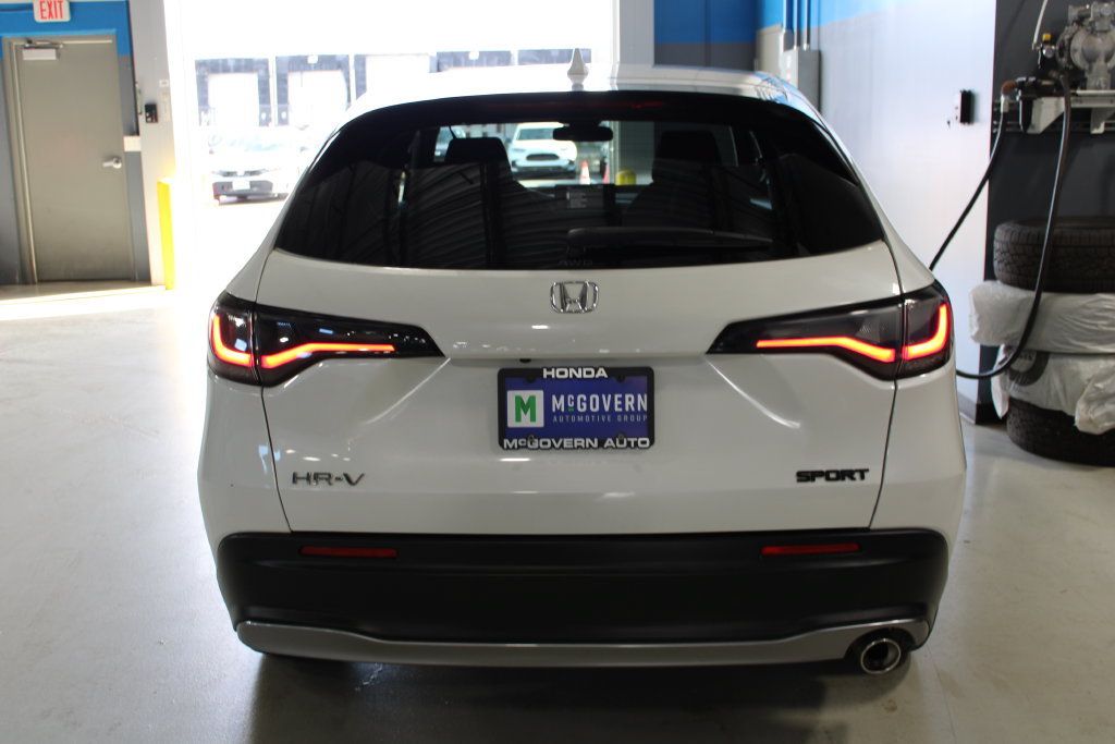 Used 2024 Honda HR-V Sport image 21