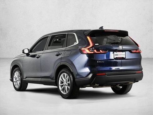 Used 2025 Honda CR-V EX image 8