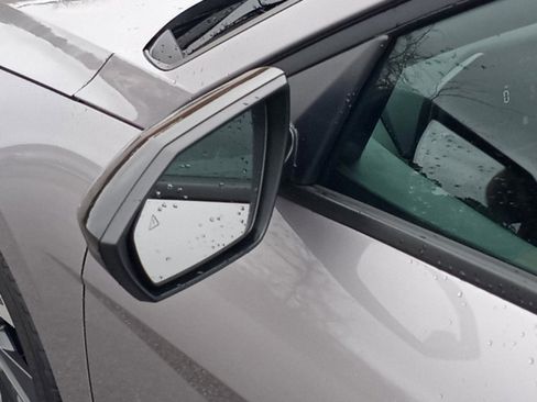 Certified 2025 Hyundai Elantra Sport image 33