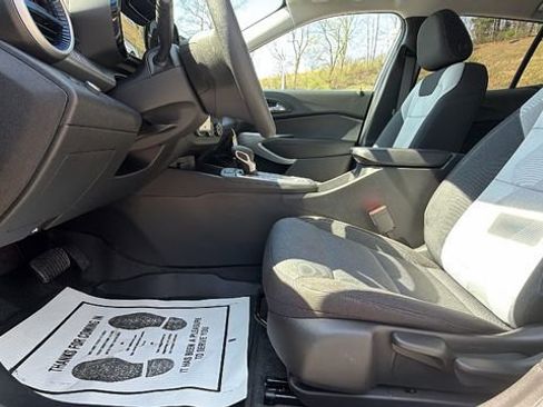 New 2026 Chevrolet Trax LS w/ LS Convenience Package FWD image 11