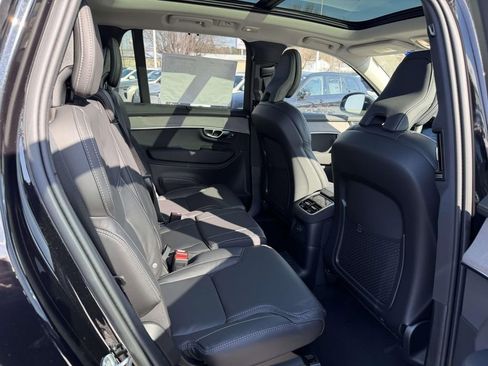 New 2026 Volvo XC90 T8 Ultra w/ Protection Package Premier image 12