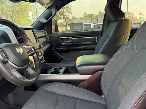 Used 2021 RAM 1500 Big Horn AWD/4WD image 14