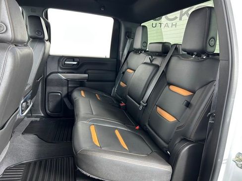 Used 2022 GMC Sierra 3500 AT4 image 14
