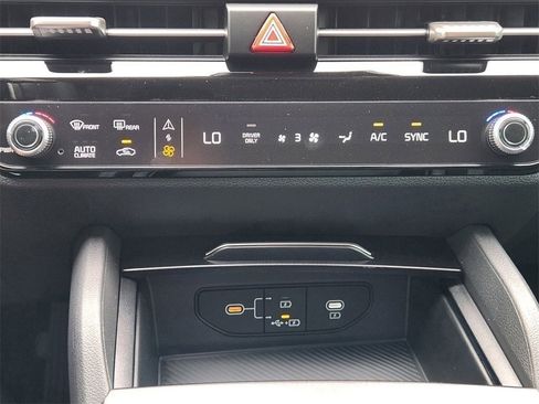 New 2026 Kia Sportage S image 16