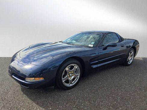 Used 1999 Chevrolet Corvette Coupe w/ Memory Pkg image 7